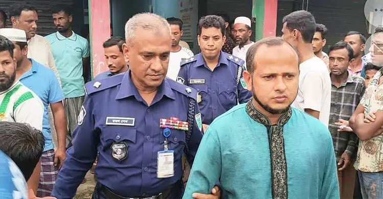 অবৈধভাবে তেল মজুত করায় ব্যবসায়ীর কারাদণ্ড