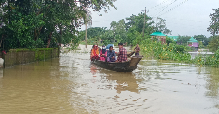 পাহাড়ি ঢলে ফের ডুবলো সুনামগঞ্জের রাস্তাঘাট