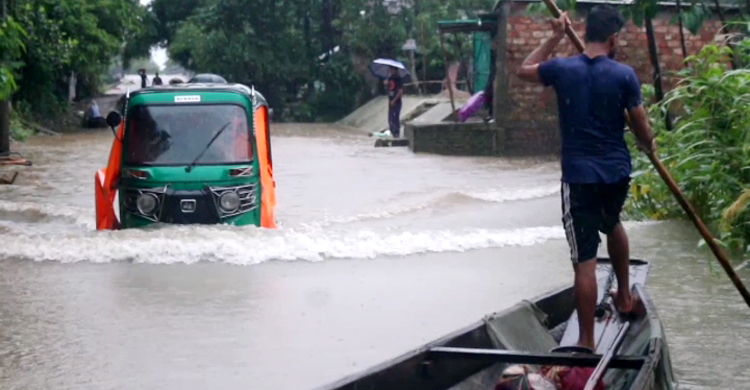 পাহাড়ি ঢলে প্লাবিত নিম্নাঞ্চল, ভোগান্তিতে ৬ লাখ মানুষ