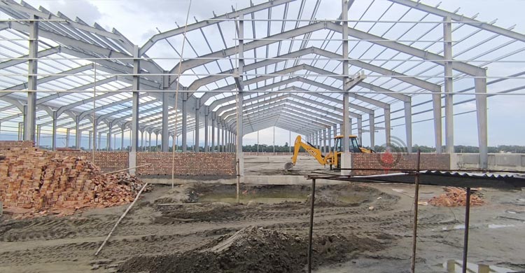 সরকারি উন্নয়ন প্রকল্পের নামে মাটি লুট