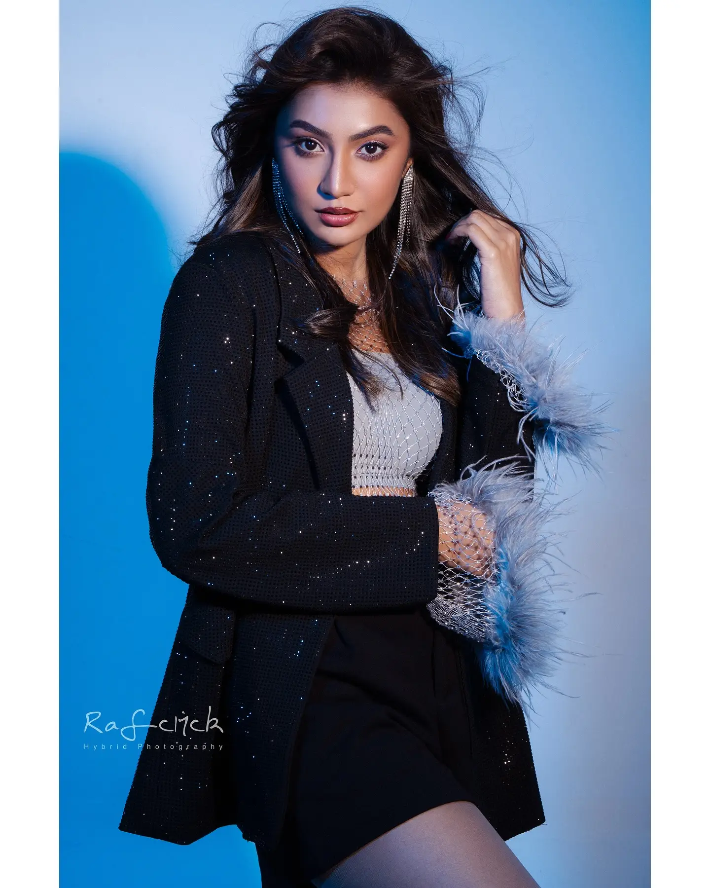 ব্ল্যাক ড্রামায় মুগ্ধতা ছড়ালেন সুনেরাহ