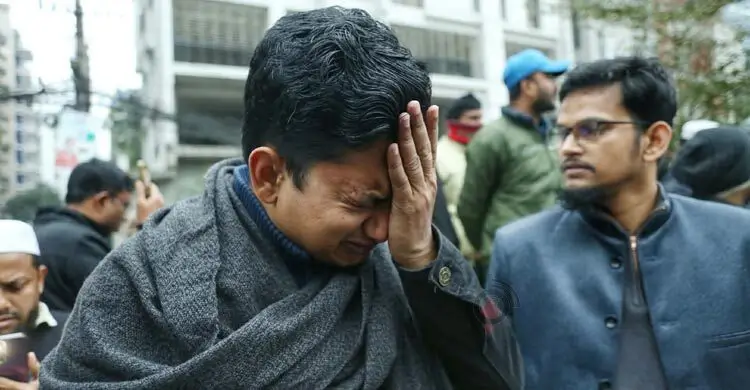 খালেদা জিয়ার মৃত্যুর খবরে কান্নায় ভেঙে পড়লেন নেতাকর্মীরা