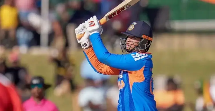 ভারতের হয়ে প্রথম ফিফটির দিনই বিশ্বরেকর্ড বৈভব সূর্যবংশীর