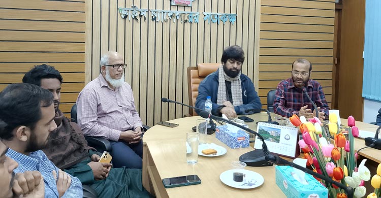 নির্বাচনের তারিখ বদলায়নি, দুপুরে শিক্ষার্থীদের সংবাদ সম্মেলন