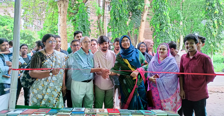 বইমেলার লভ্যাংশ দিয়ে হবে শিশু তাহসিনের চিকিৎসা