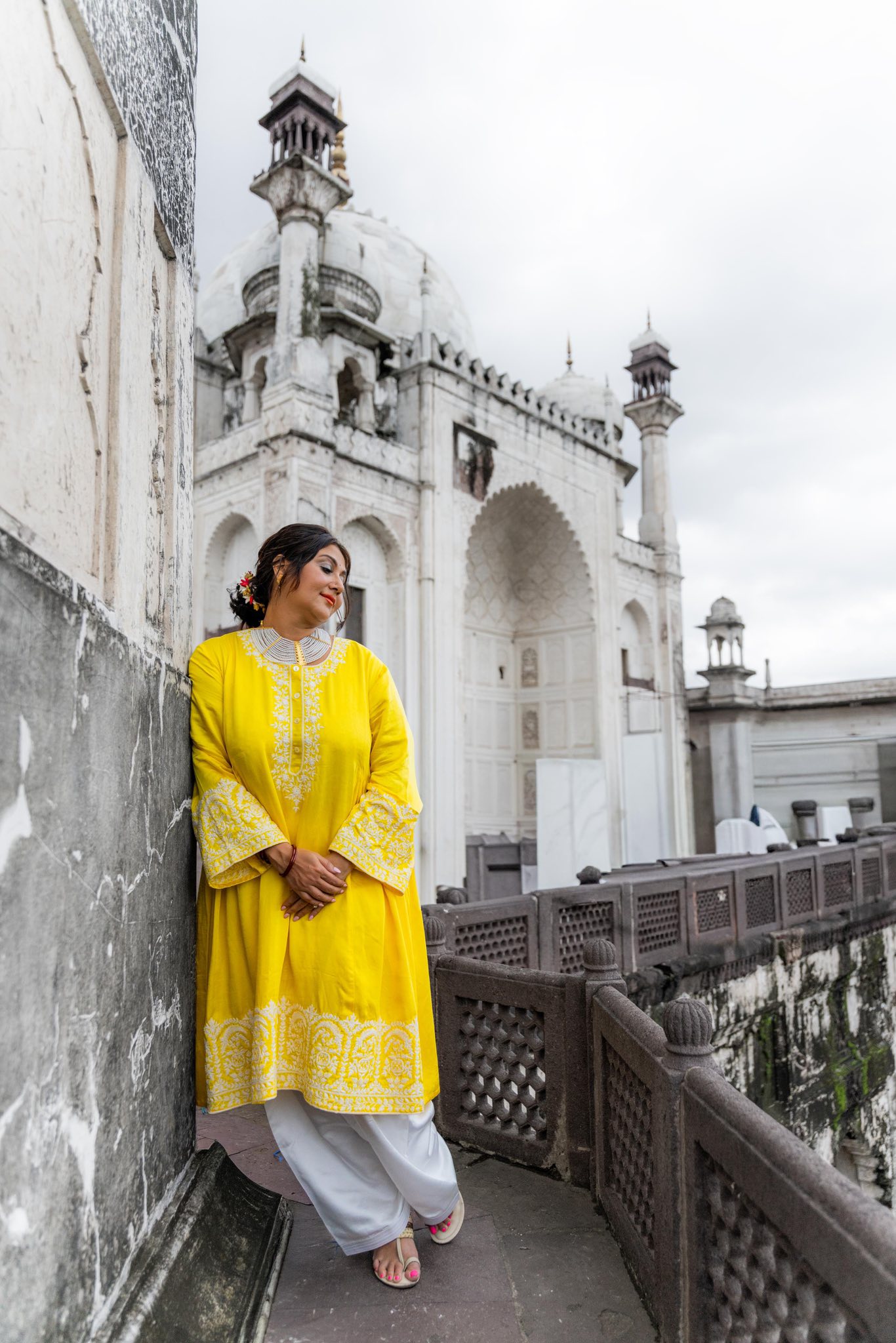 ফারসি সালোয়ারে স্বস্তিকা, স্মৃতির রঙে মাতলেন অভিনেত্রী