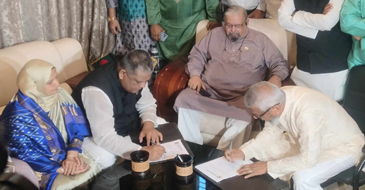 আরিফ যুগের সমাপ্তি, দায়িত্ব নিলেন আনোয়ারুজ্জামান