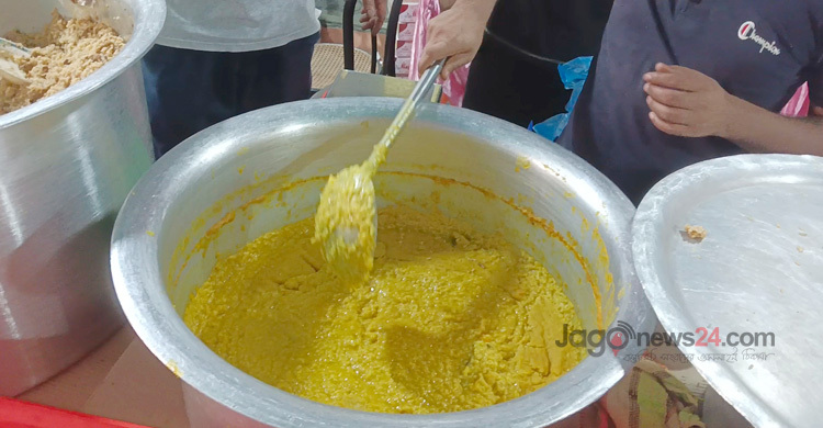 সিলেটিদের ইফতারে ‘পাতলা খিচুড়ি’ থাকা চাই-ই চাই