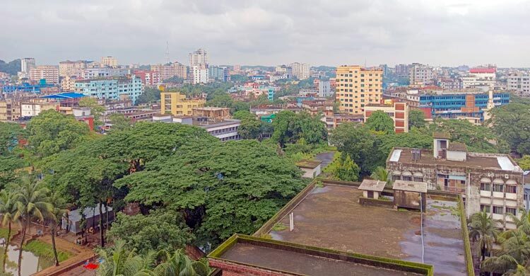 খোলস পাল্টে বহাল তবিয়তে ঝুঁকিপূর্ণ ভবন, তালিকায় দায় সেরেছে সিসিক