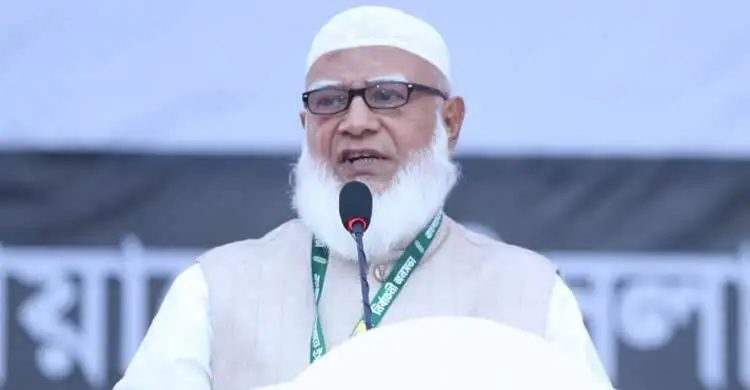 সিলেটের মোড়ে মোড়ে ঝুলছে ব্যানার, লেখা ‘দাদু ইজ কামিং’