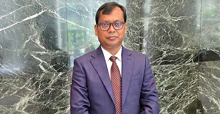 ফেসবুকে আবেগঘন স্ট্যাটাস দিয়ে সিলেট ছাড়লেন ডিসি সারওয়ার