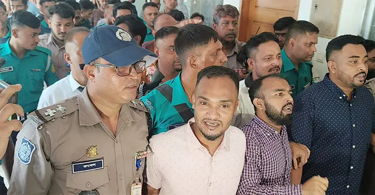 এমসি কলেজ ছাত্রাবাসে দলবদ্ধ ধর্ষণ: একজনের মৃত্যুদণ্ড তিনজনের যাবজ্জীবন