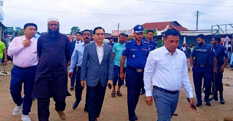 সাদা পাথর হরিলুটে জড়িতদের কোনো ছাড় নয়: জনপ্রশাসন সচিব