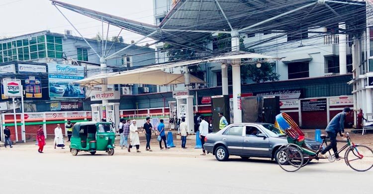 সিলেটে পাম্পে মিলছে না তেল-গ্যাস, বিপাকে যানবাহন চালকরা