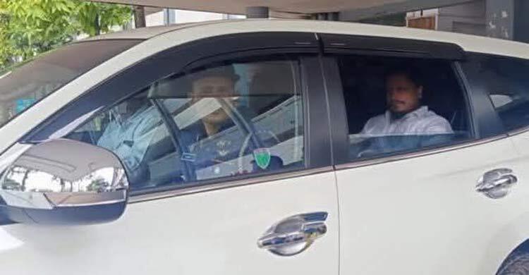 প্রতিবেদন জমা দিয়েছে তদন্ত কমিটি, সিলেট ছাড়লেন ডিসি মুরাদ