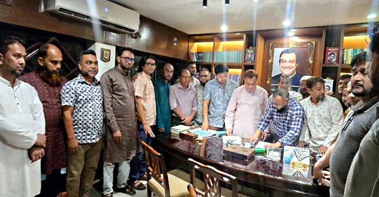 অপহরণ মামলায় ছেলে গ্রেফতার হওয়ায় পদ ছাড়লেন বিএনপি নেতা