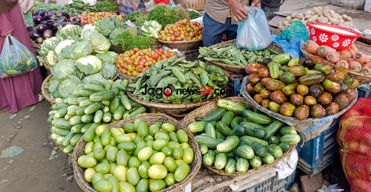 সিলেটে লেবুর হালি ৮০ থেকে ১৫০ টাকা