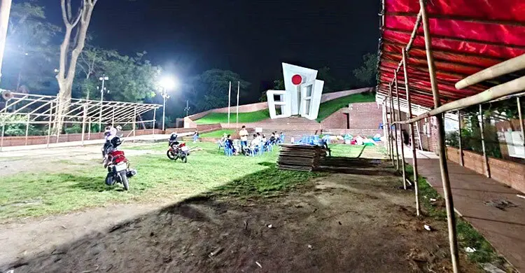 উদ্বোধনের আগের দিন বাতিল হলো বইমেলা