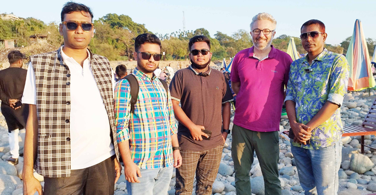 সিলেটে ভ্রমণে মুগ্ধ গ্রিক আইনজীবী