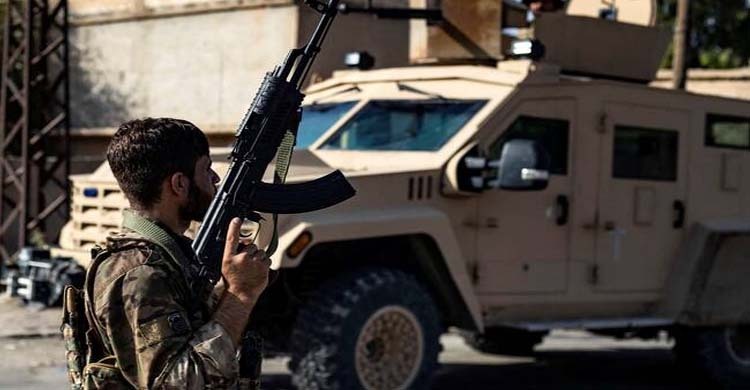 সিরিয়ায় প্রতিরক্ষা মন্ত্রণালয়ের বাসে ভয়াবহ বোমা বিস্ফোরণ