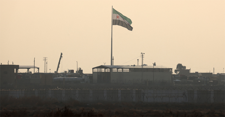 ইরানের সঙ্গে উত্তেজনা, সিরিয়া থেকে সেনা প্রত্যাহার করবে যুক্তরাষ্ট্র