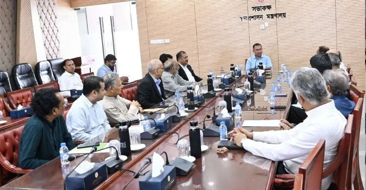 প্রধানমন্ত্রীর সঙ্গে নোয়াব নেতাদের বৈঠক, গণমাধ্যমের সংকট নিরসনে আশ্বাস