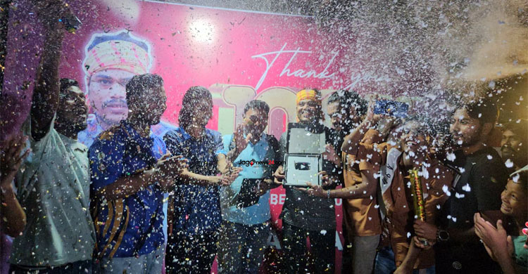 ৯ মণ দুধের চা ফ্রি খাওয়ালেন কনটেন্ট ক্রিয়েটর