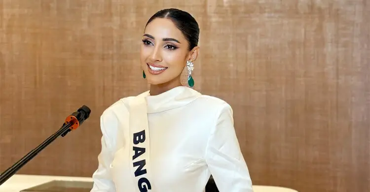 মিস ইউনিভার্সে ইতিহাস গড়লেন মিথিলা