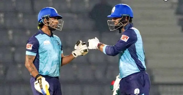 অবশেষে মাঠে গড়ালো ঢাকাপর্ব, ব্যাটিংয়ে নেমে উড়ন্ত সূচনা নোয়াখালীর