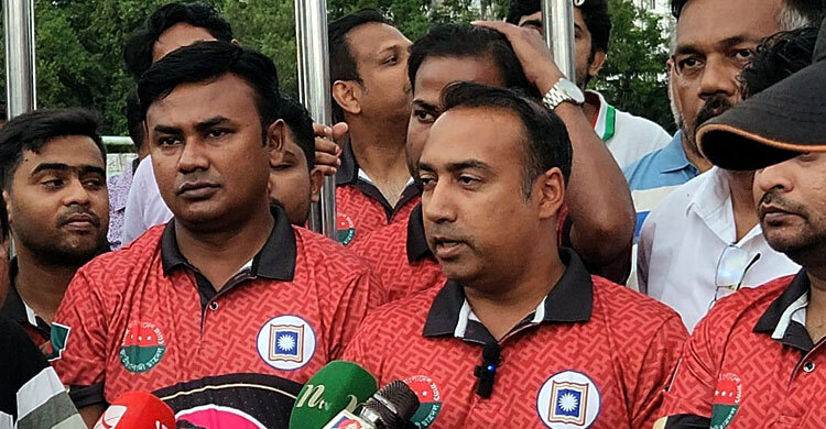 রাজশাহী বিশ্ববিদ্যালয় স্টেডিয়ামের উন্নয়নে কাজ করবে বাফুফে