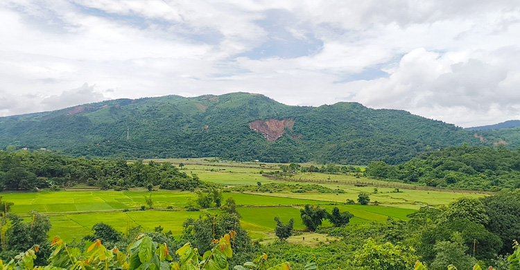 যাদুকাটা থেকে নীলাদ্রি: একদিনের তাহিরপুর যাত্রা
