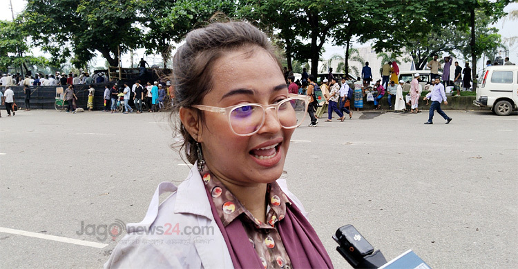 সেই রক্তাক্ত অ্যাপ্রোন পরেই বিজয় উদযাপনে তাহরিমা