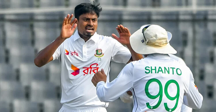 ম্যাকব্রাইনকে ফিরিয়ে প্রথম বাংলাদেশি হিসেবে তাইজুলের ২৫০