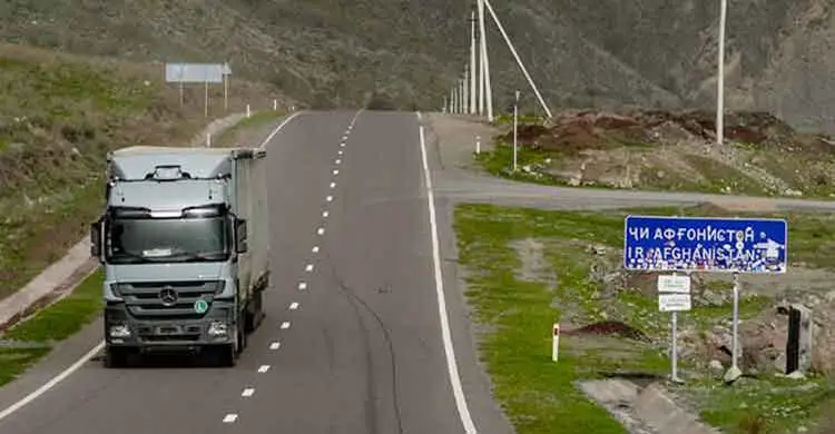 আফগানিস্তান-তাজিকিস্তান সীমান্তে ড্রোন হামলায় তিন চীনা নাগরিক নিহত