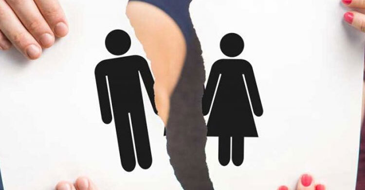 দাম্পত্য জীবনে স্বামীকে কাছে না পেলে স্ত্রী কী করবেন?