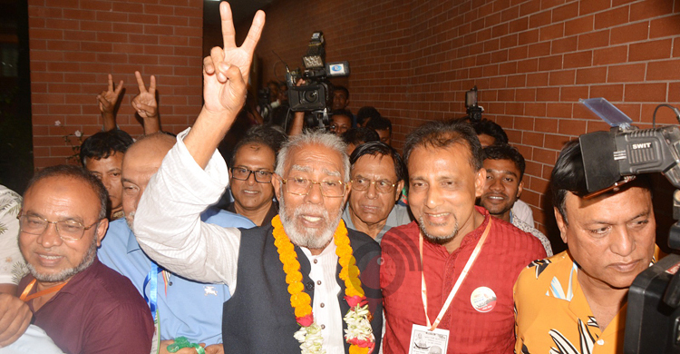 Talukder Abdul Khaleque re-elected as KCC mayor