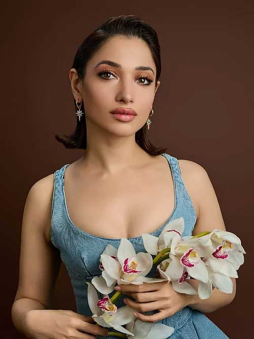 জেন জির স্টাইলে তামান্নার ফাইন জুয়েলারি