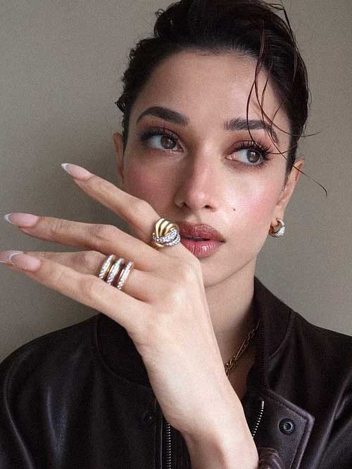 জেন জির স্টাইলে তামান্নার ফাইন জুয়েলারি