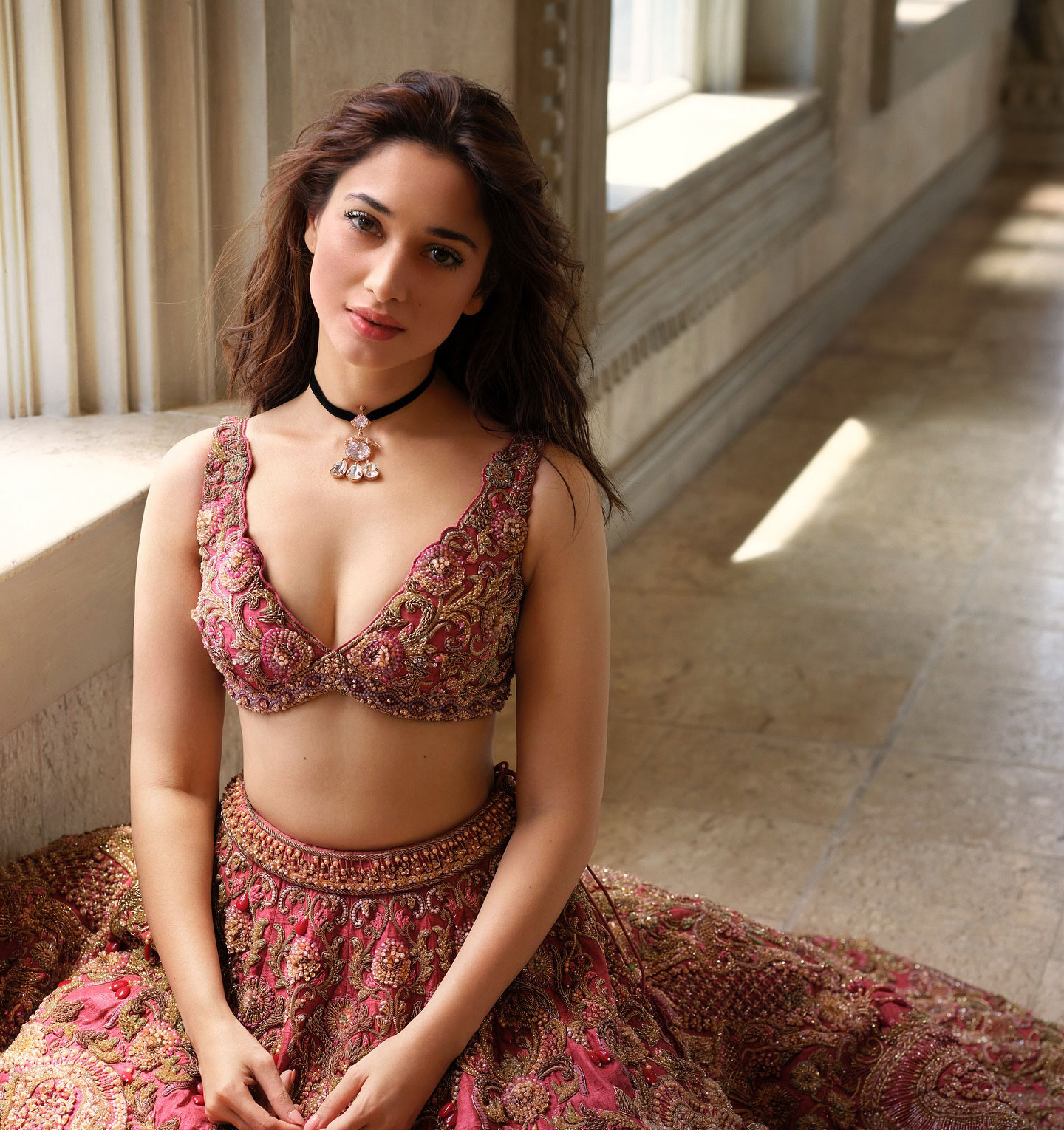 আমরা সবাই সবসময় নজরদারির মধ্যে থাকি