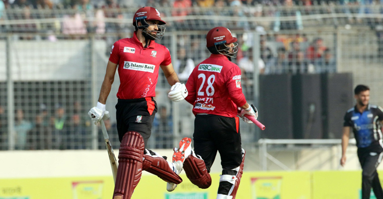 সাকিবের রংপুরকে হারিয়ে শুভসূচনা তামিমের বরিশালের