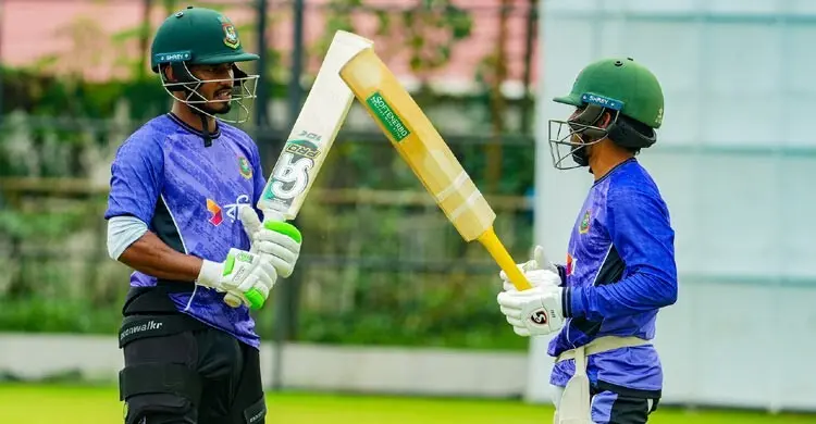 টস হেরে ব্যাটিংয়ে বাংলাদেশ, তানজিদ তামিমের টেস্ট অভিষেক