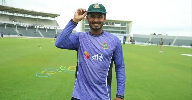 দ্বিতীয় ইনিংসের শুরুতেই তানজিদের বিদায়