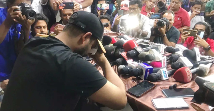 Tamim Iqbal retires three months before World Cup