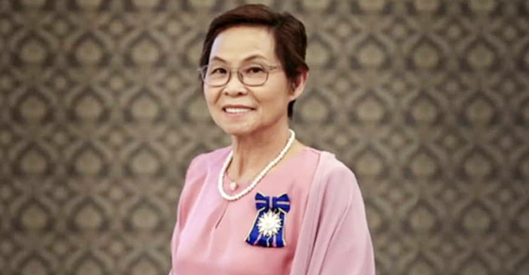 আসিয়ান মঞ্চে ইশারায় বিশ্বনেতাদের সামনে ইতিহাস লিখছেন তান লি বি