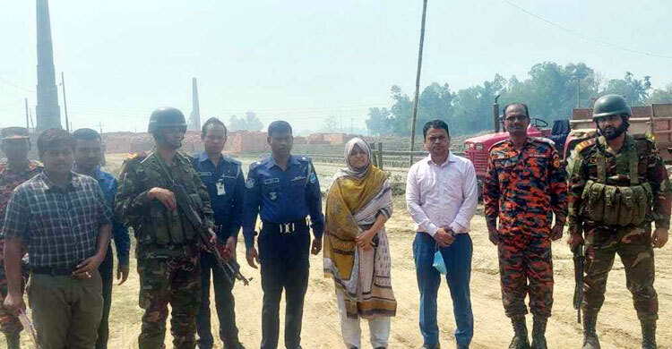 টাঙ্গাইলে ৩ ইটভাটাকে ৮ লাখ টাকা জরিমানা