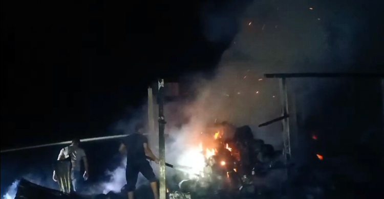 টাঙ্গাইলে সুতার মিলে আগুন