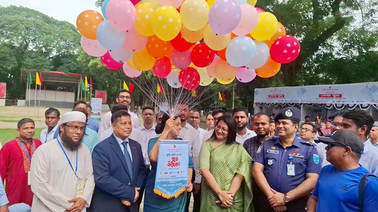 ৫ লাখ বৃক্ষরোপণ কর্মসূচির উদ্বোধন করলেন পরিবেশ উপদেষ্টা