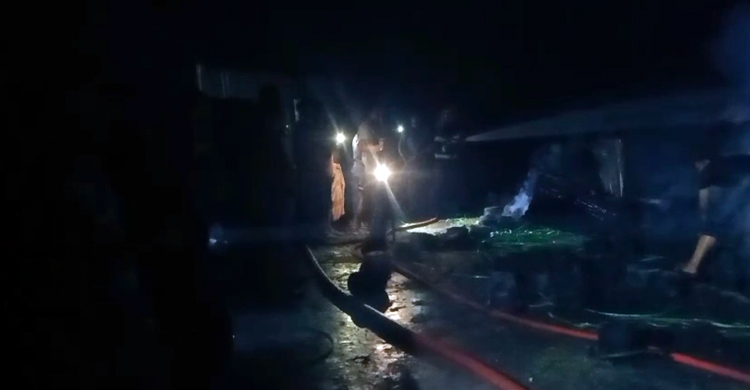 টাঙ্গাইলে সুতার মিলে আগুন