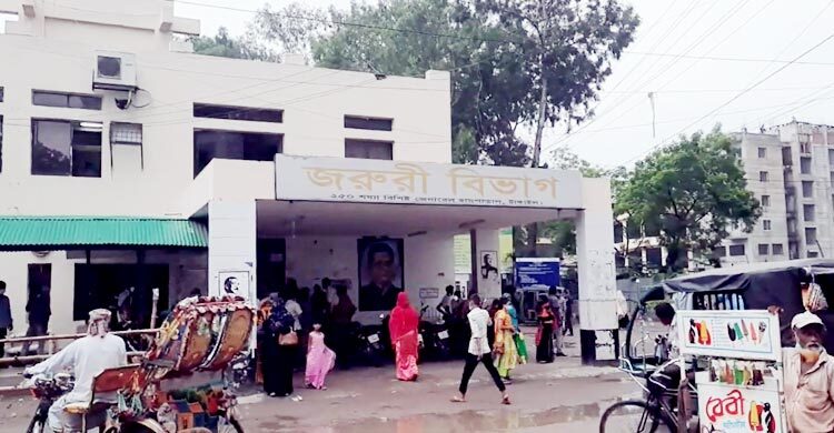 টাঙ্গাইলে ট্রাক-পিকআপ সংঘর্ষে নিহত ২