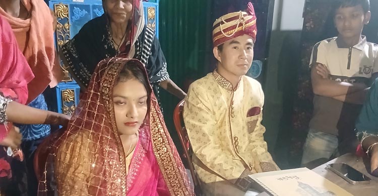 টাঙ্গাইলে এসে স্কুলছাত্রীকে বিয়ে করলেন চীনা যুবক